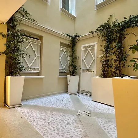 La Chartreuse Luxury 4 * Parma